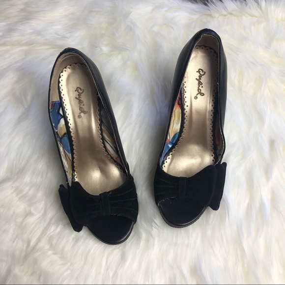 Qupid Suede Bow Peep Toe Wedge Heels Cute Black - Picture 2 of 6